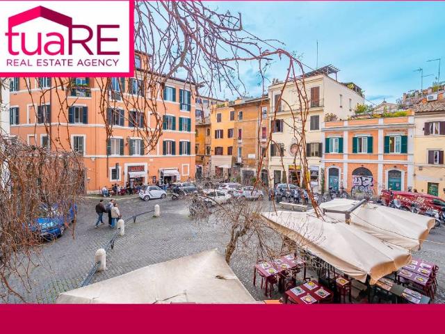 Appartamento in vendita a Roma RM