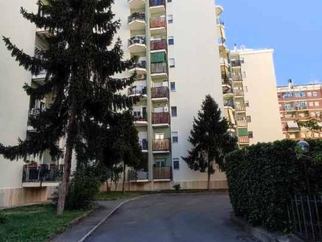 Appartamento in vendita a Roma RM