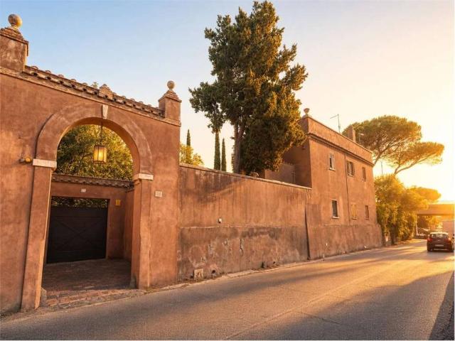 Appartamento in vendita a Roma RM
