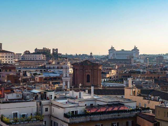 Appartamento in vendita a Roma RM
