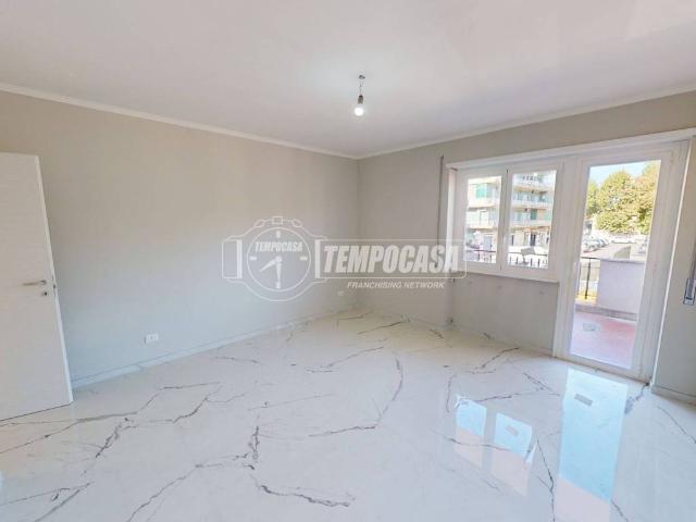 Appartamento in vendita a Roma RM