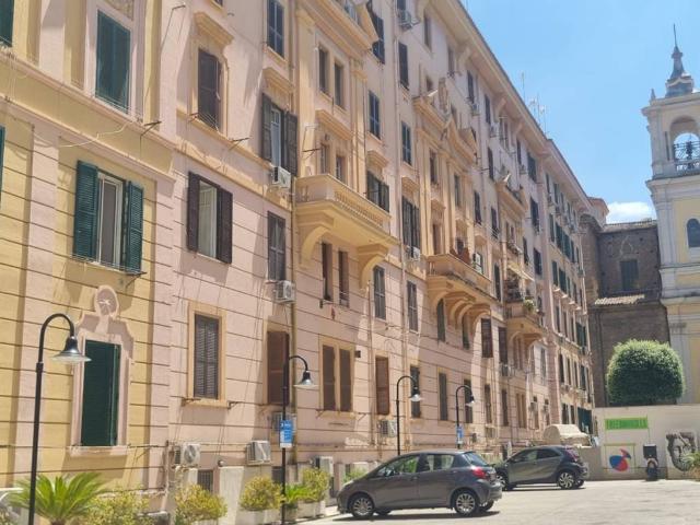Appartamento in vendita a Roma RM