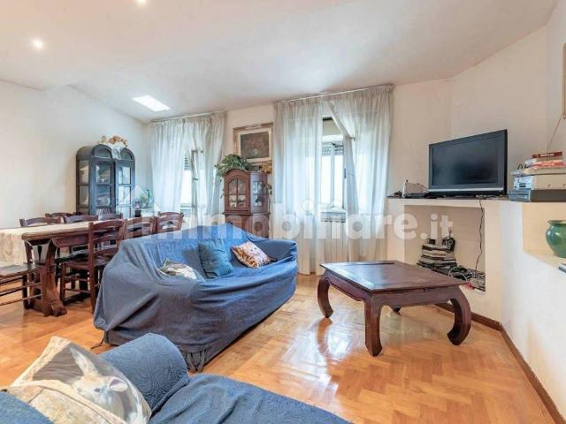 Appartamento in vendita a Roma RM