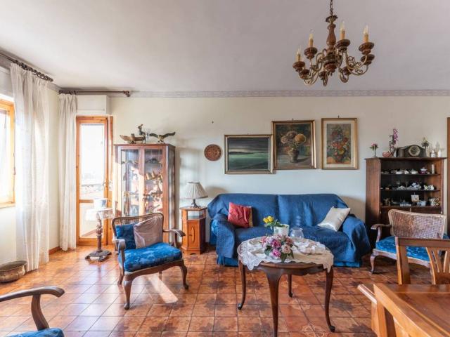 Appartamento in vendita a Roma RM