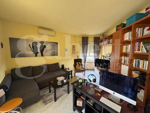 Appartamento in vendita a Roma RM