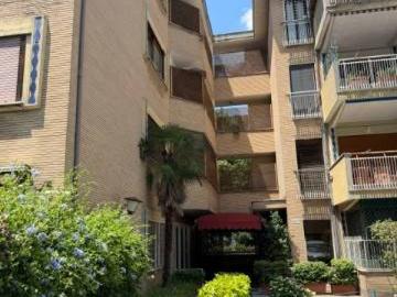 Appartamento in vendita a Roma RM