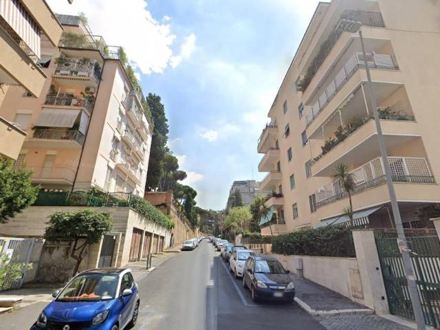 Appartamento in vendita a Roma RM