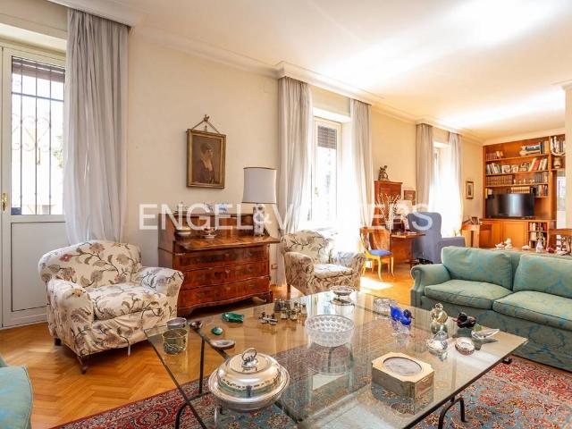 Appartamento in vendita a Roma RM