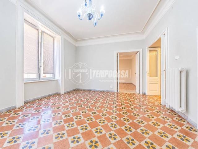 Appartamento in vendita a Roma RM