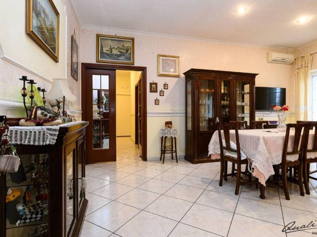Appartamento in vendita a Roma RM