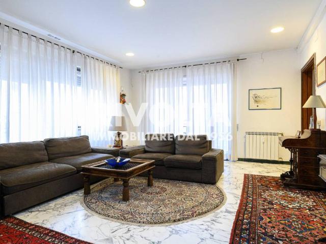 Appartamento in vendita a Roma RM