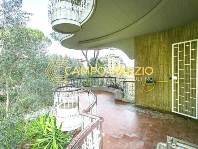Appartamento in vendita a Roma RM