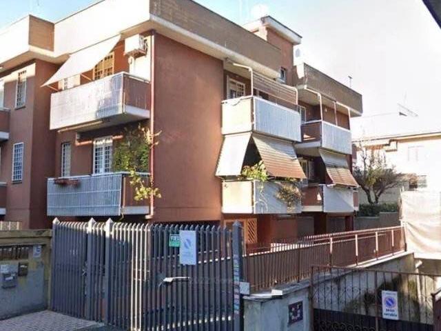 Appartamento in vendita a Roma RM