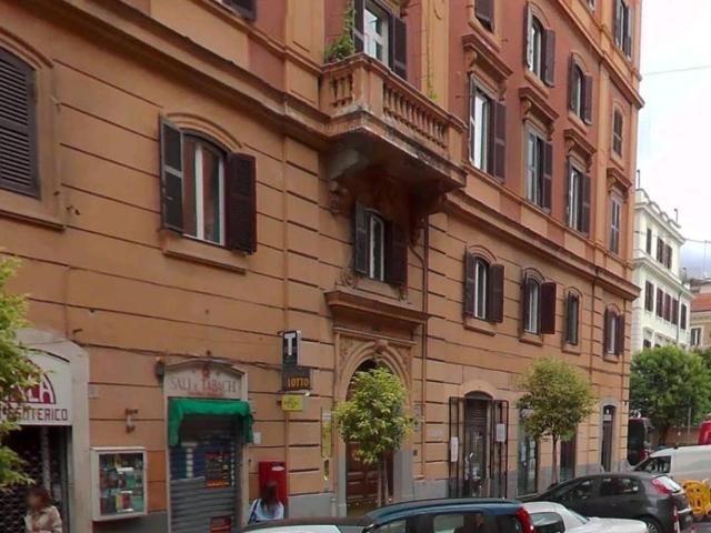Appartamento in vendita a Roma RM