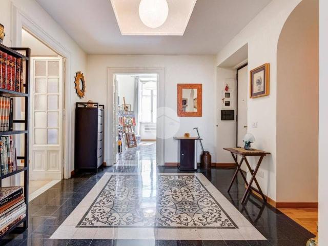 Appartamento in vendita a Roma RM