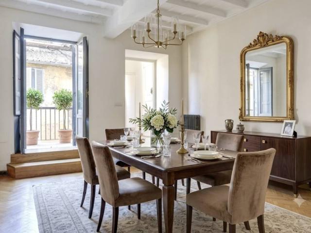 Appartamento in vendita a Roma RM