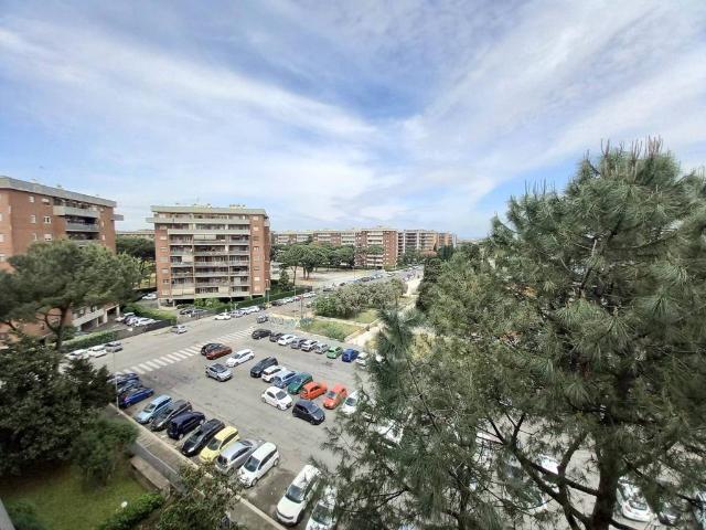 Appartamento in vendita a Roma RM