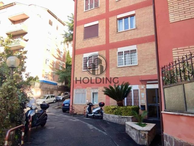 Appartamento in vendita a Roma RM