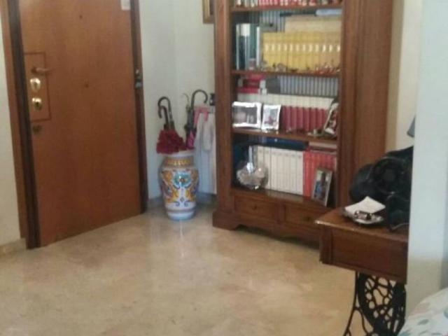 Appartamento in vendita a Roma RM