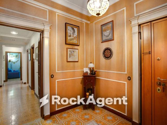 Appartamento in vendita a Roma RM