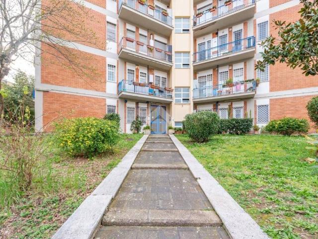 Appartamento in vendita a Roma RM