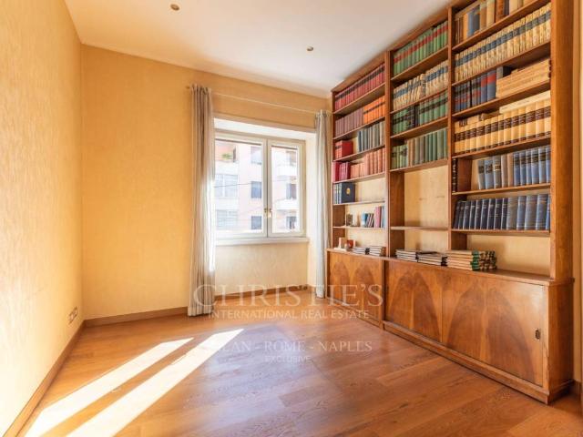 Appartamento in vendita a Roma RM