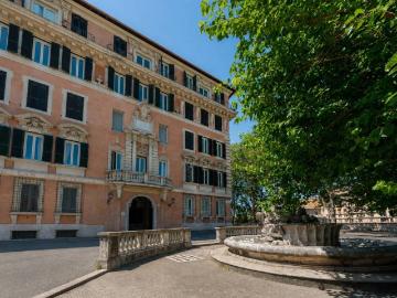Appartamento in vendita a Roma RM