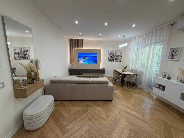 Appartamento in vendita a Roma RM