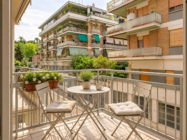 Appartamento in vendita a Roma RM