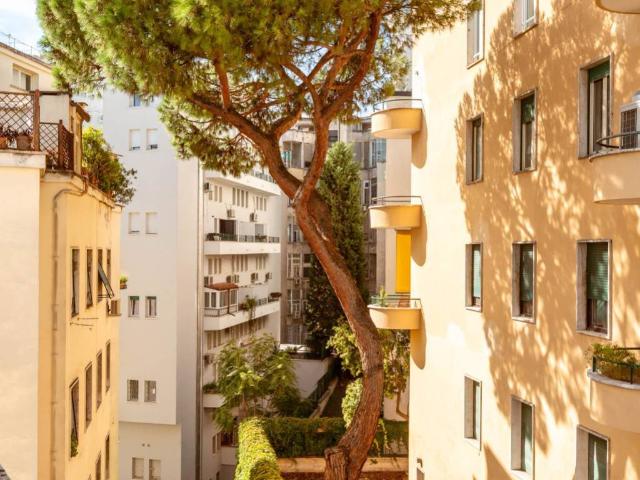Appartamento in vendita a Roma RM