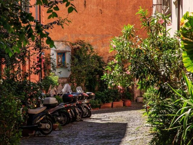 Appartamento in vendita a Roma RM
