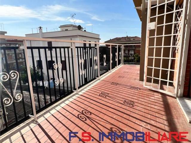 Appartamento in vendita a Roma RM