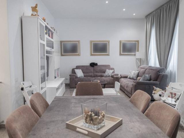 Appartamento in vendita a Roma RM