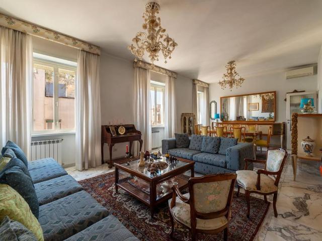 Appartamento in vendita a Roma RM