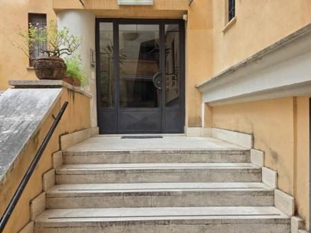 Appartamento in vendita a Roma RM