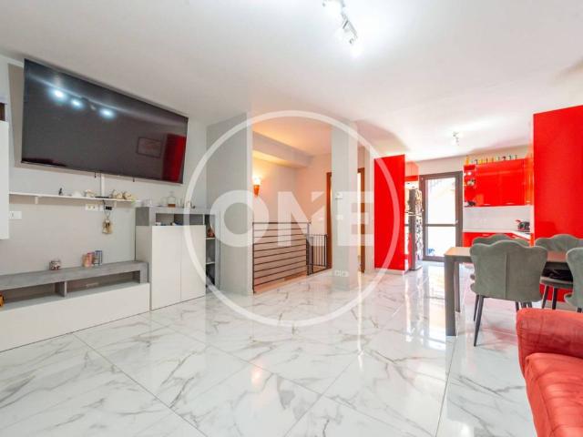 Appartamento in vendita a Roma RM
