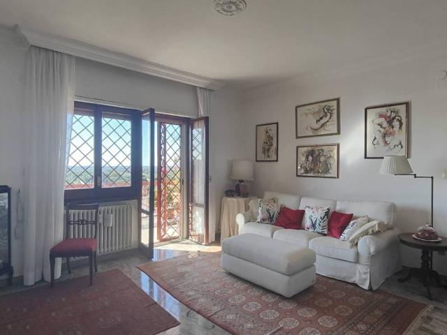 Appartamento in vendita a Roma RM
