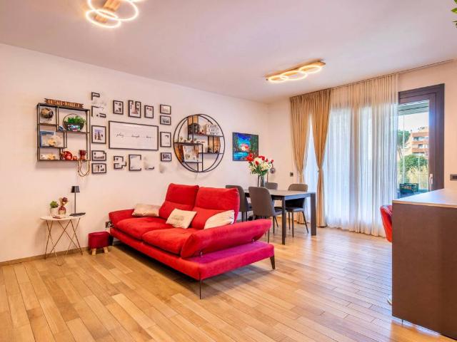 Appartamento in vendita a Roma RM