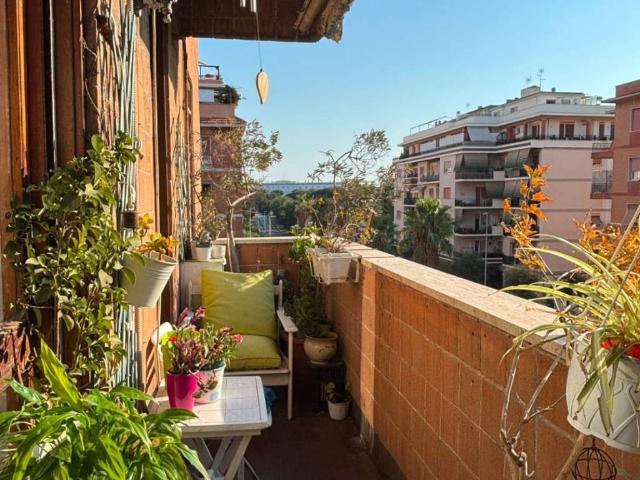 Appartamento in vendita a Roma RM