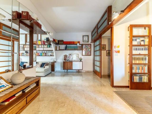 Appartamento in vendita a Roma RM