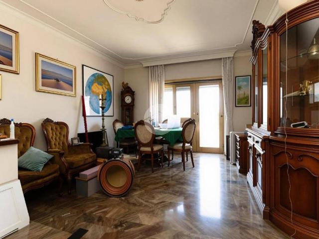 Appartamento in vendita a Roma RM