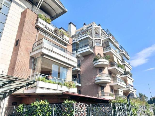 Appartamento in vendita a Roma RM