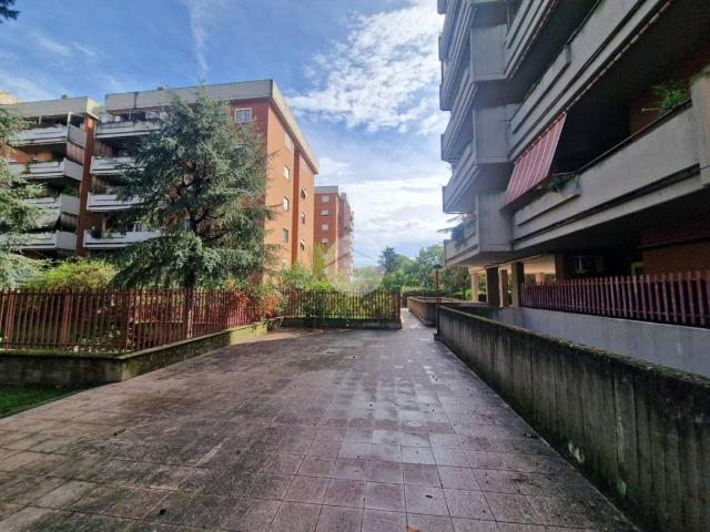 Appartamento in vendita a Roma RM