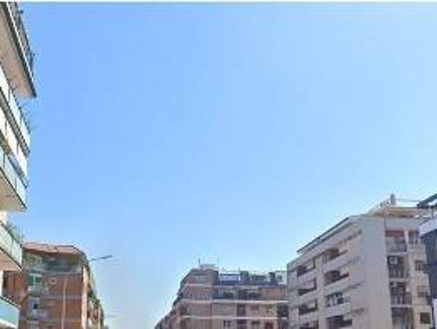 Appartamento in vendita a Roma RM