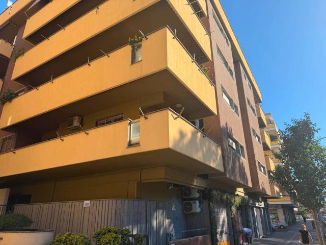 Appartamento in vendita a Roma RM