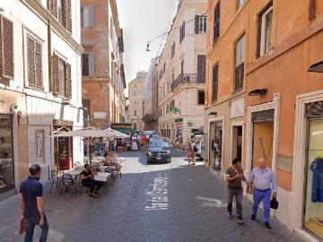 Appartamento in vendita a Roma RM