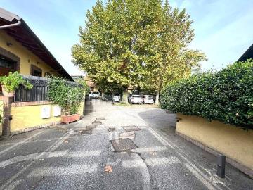 Appartamento in vendita a Roma RM