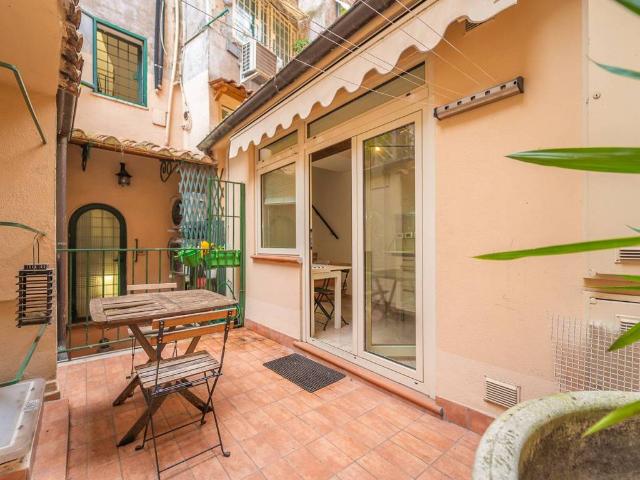 Appartamento in vendita a Roma RM