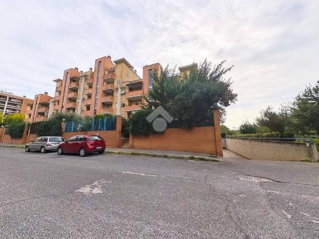 Appartamento in vendita a Roma RM