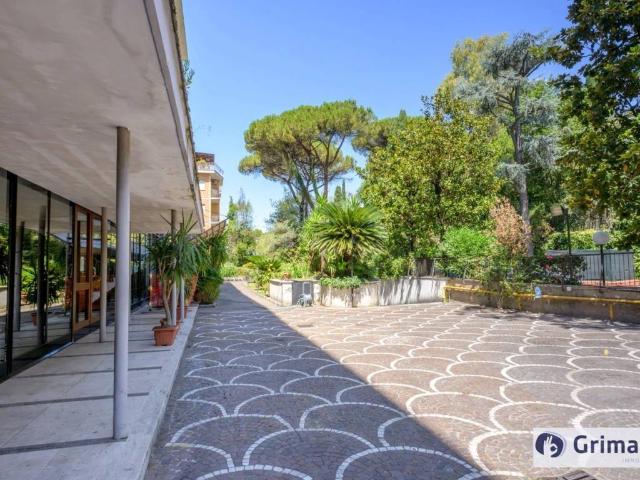 Appartamento in vendita a Roma RM